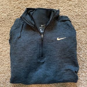 Black Nike 1/4 Zip